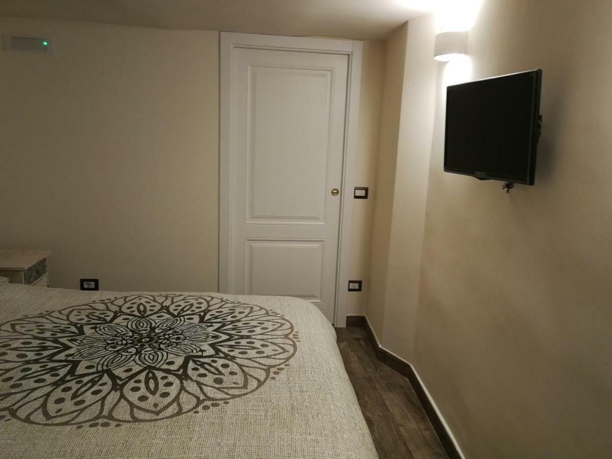 Casa Di Gio - Duomo Apartman Nápoly Kültér fotó